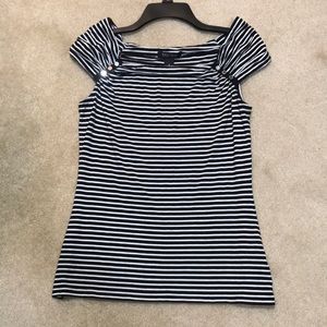 Women’s shirt